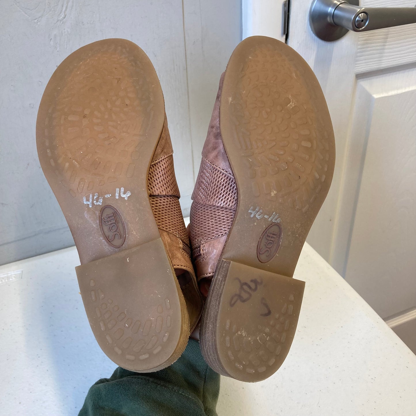 Sandals Flats By Sofft In Brown, Size:7