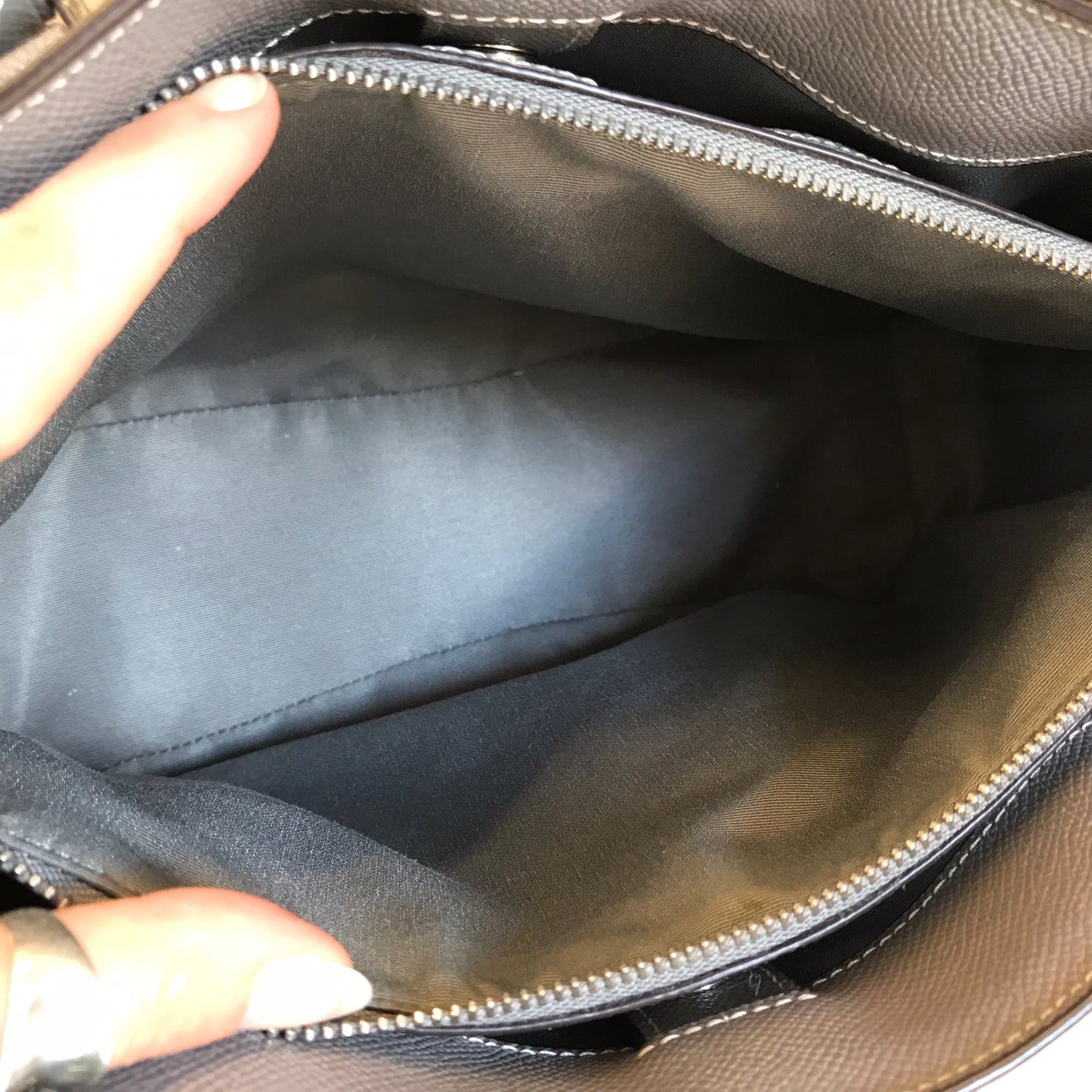 Handbag Designer By Coach In Grey, Size:Medium