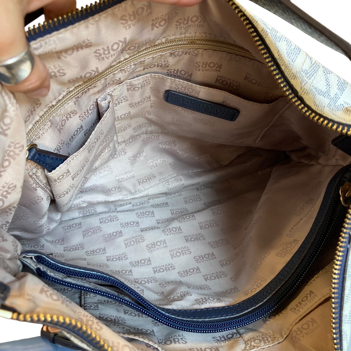 Handbag Designer By Michael Kors In White, Size:Large