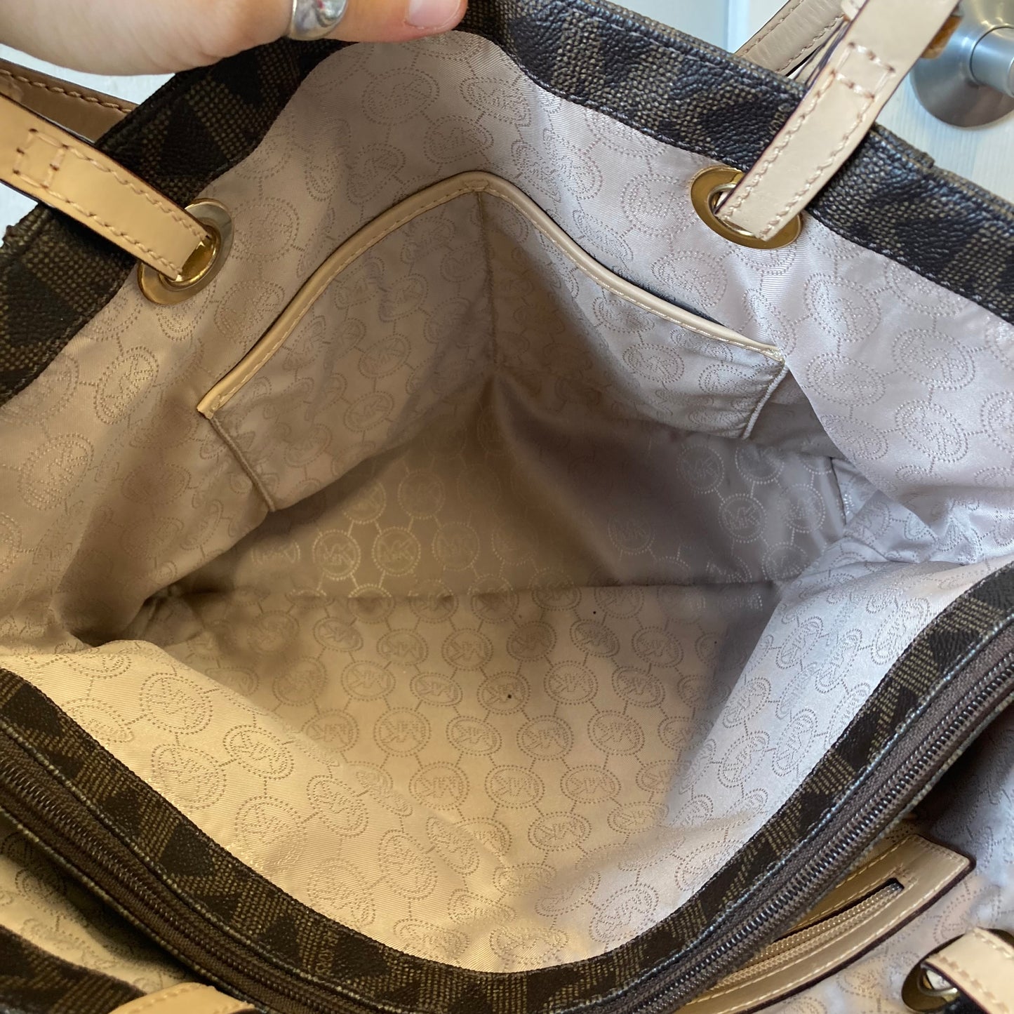 Handbag Designer By Michael Kors In Brown, Size:Large