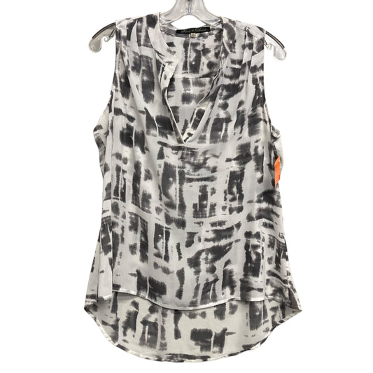 Top Sleeveless By Rose And Olive In Grey & White, Size:M
