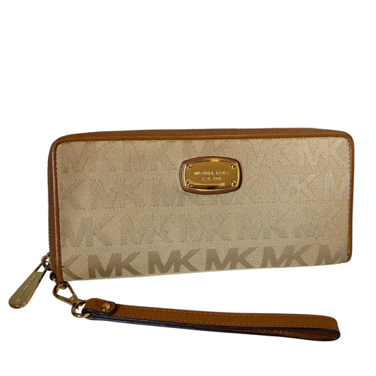 Wallet Designer By Michael Kors In Beige, Size:Large