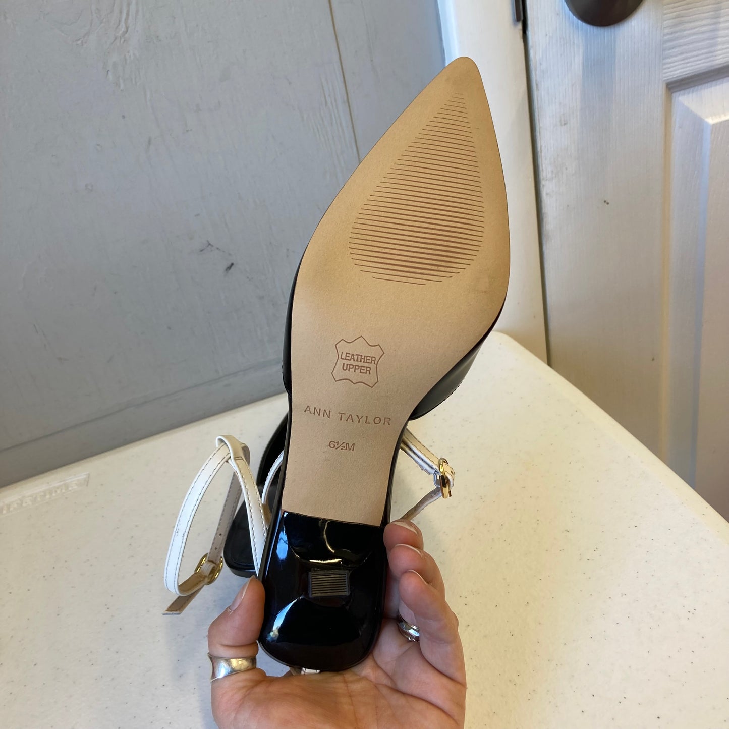 Shoes Heels Kitten By Ann Taylor In Black & White, Size:6.5