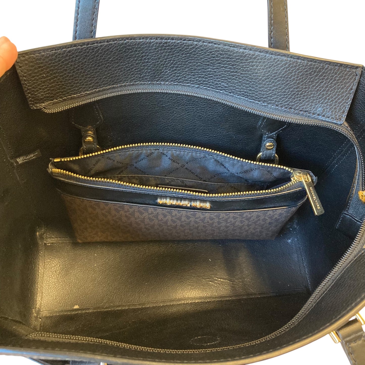 Handbag Designer By Michael Kors In Black, Size:Large