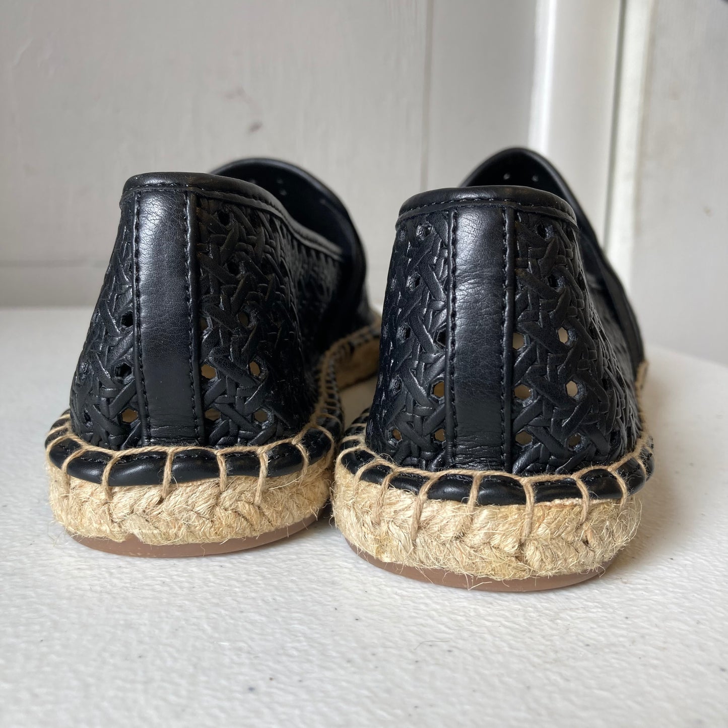 Shoes Flats By Talbots In Black & Tan, Size:6