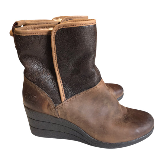 Boots Designer By Ugg In Brown, Size:6.5