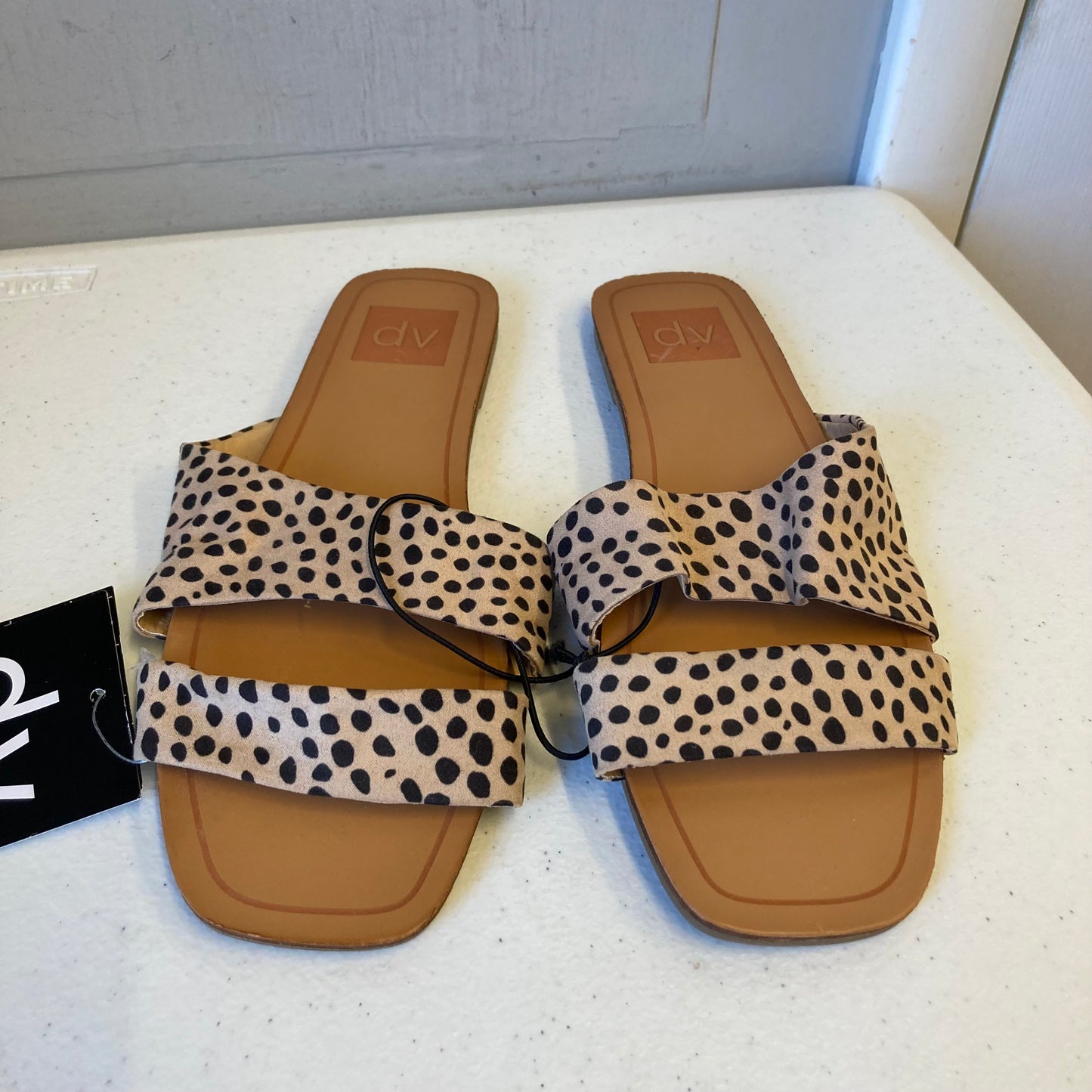 Sandals Flats By Dv In Animal Print, Size:7.5