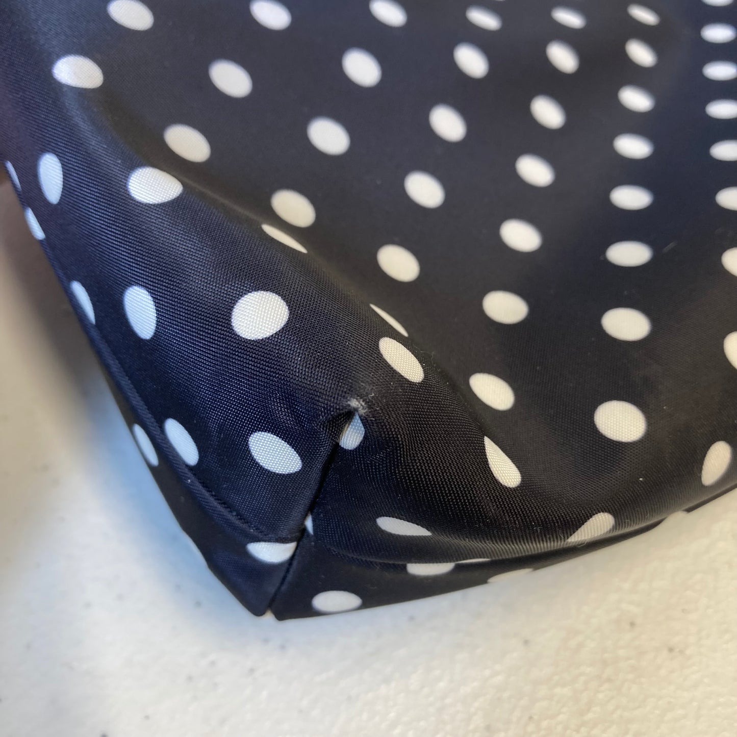 Crossbody Designer By Kate Spade In Polkadot Pattern, Size:Medium
