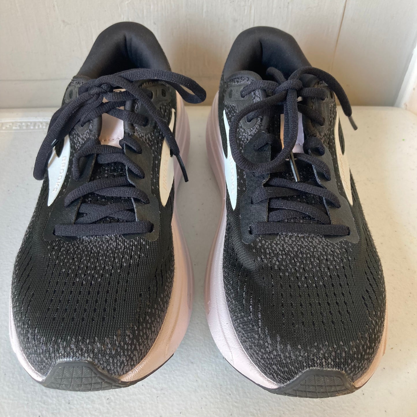 Shoes Athletic By Brooks In Black, Size:6.5