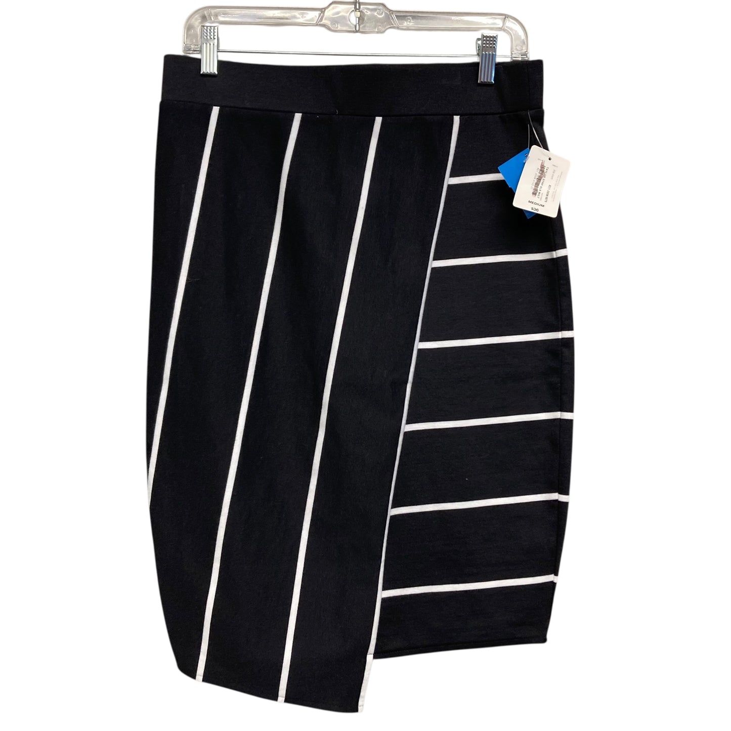 Skirt Mini & Short By Belle + Sky In Black & White, Size:8