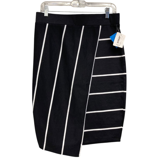 Skirt Mini & Short By Belle + Sky In Black & White, Size:8