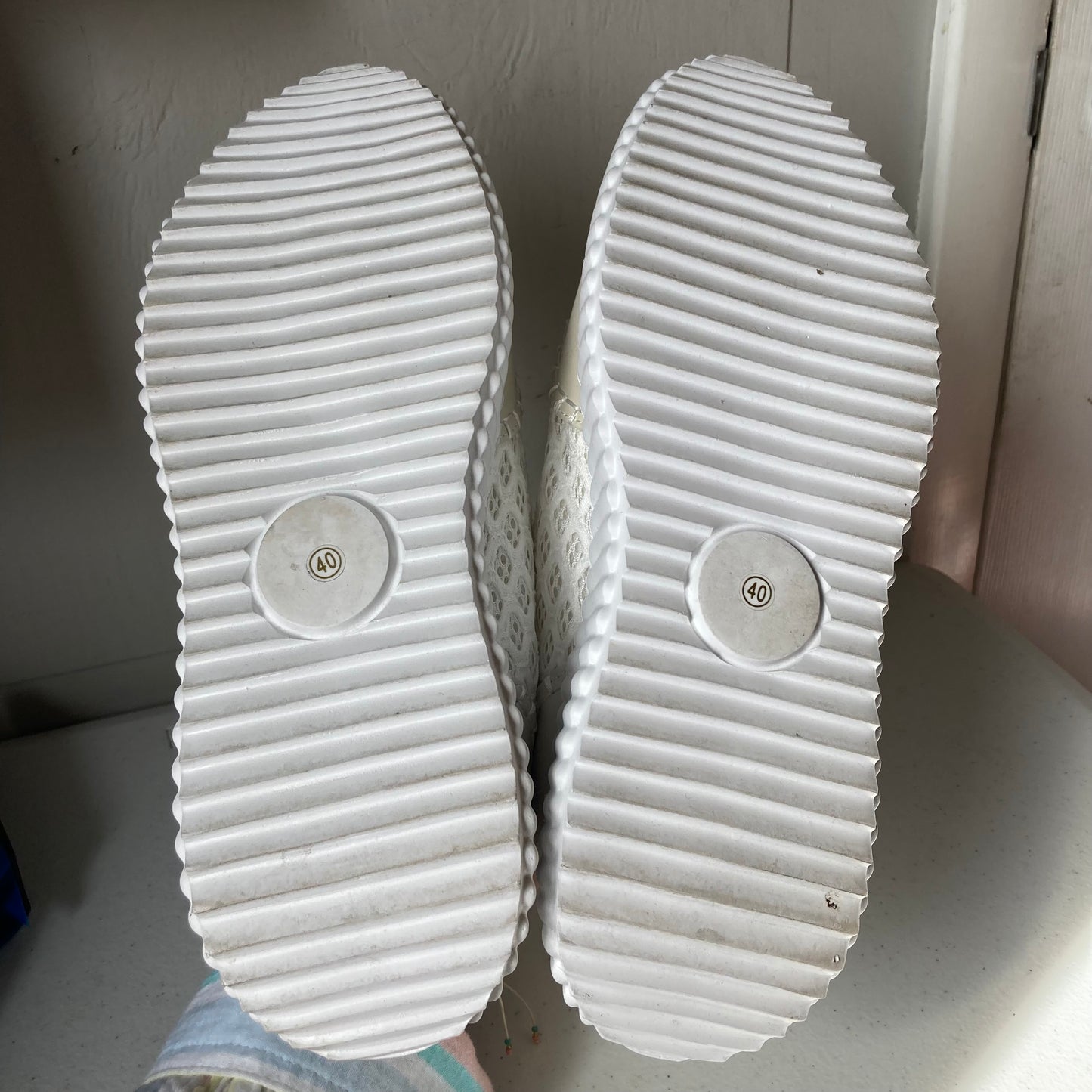 Shoes Sneakers By La Strada In Tan & White, Size:9.5