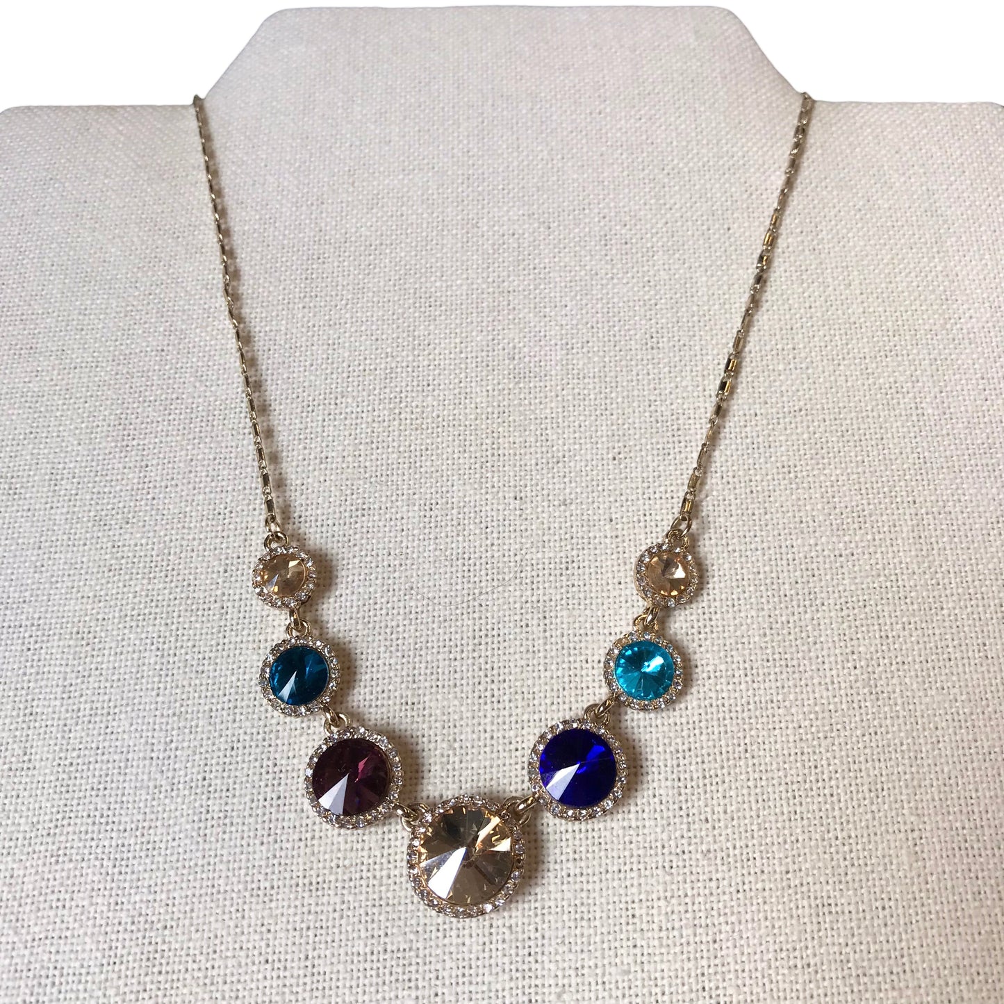 Necklace Other In Gold