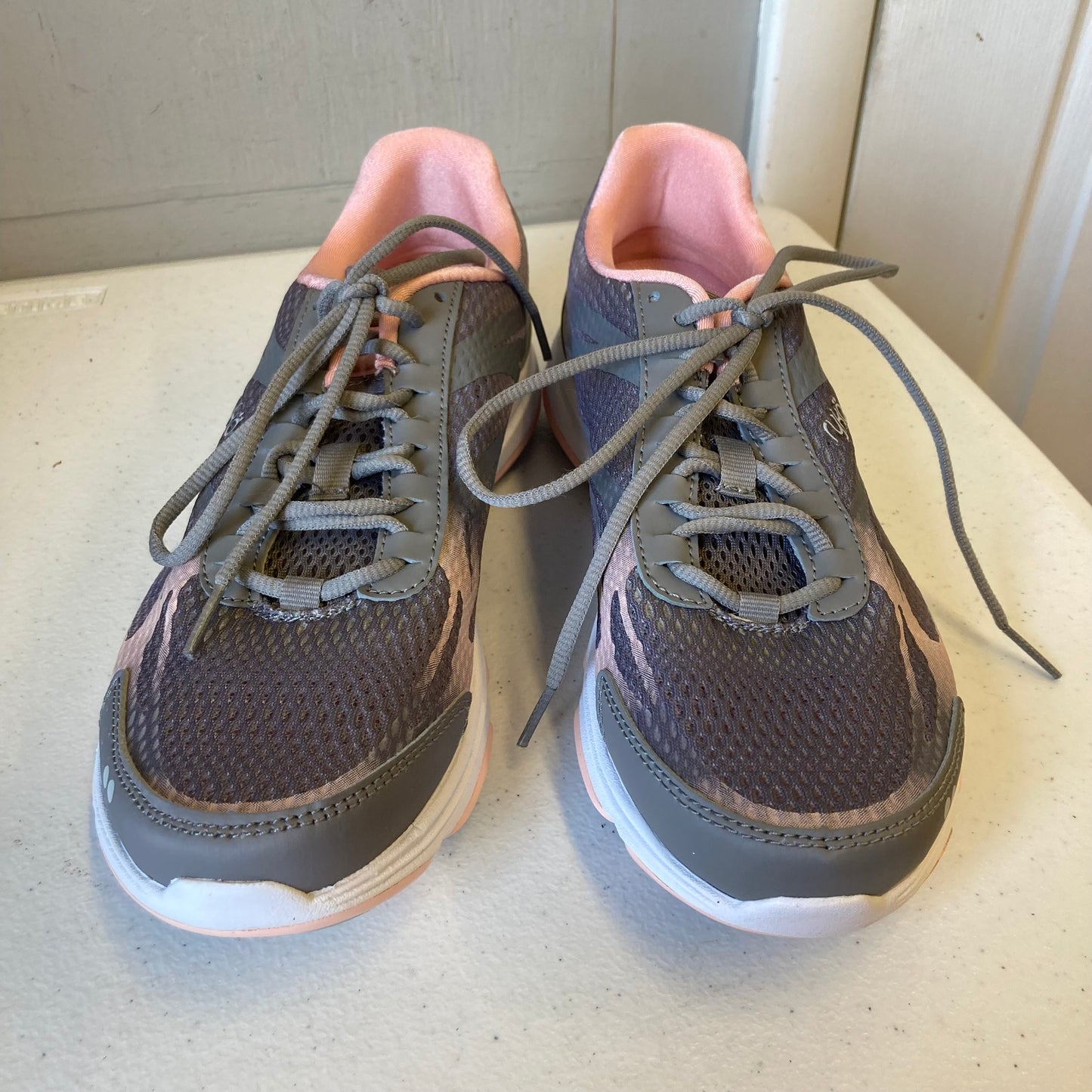 Shoes Athletic By Ryka In Grey, Size:9