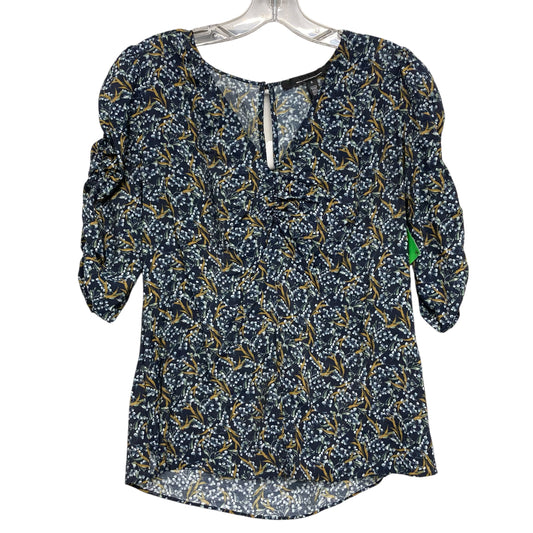 Top Ss By White House Black Market In Floral Print, Size:S