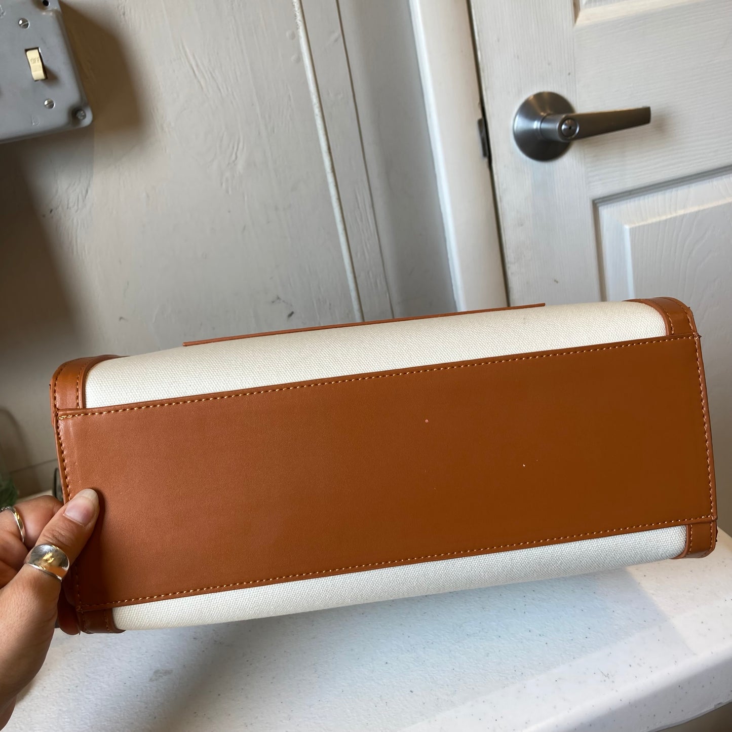 Handbag By Jessica Moore In Brown & White, Size:Large