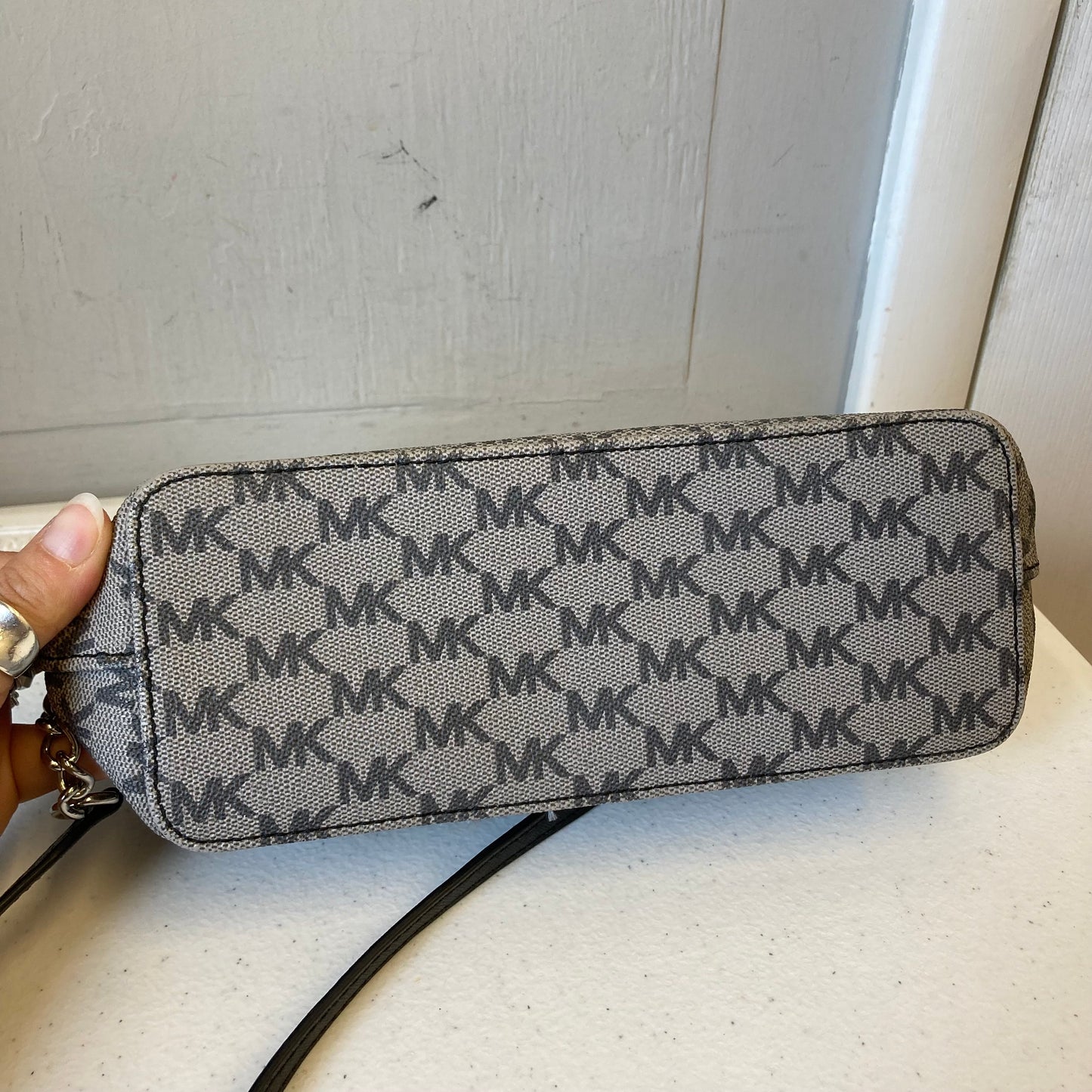 Crossbody Designer By Michael Kors In Grey, Size:Small