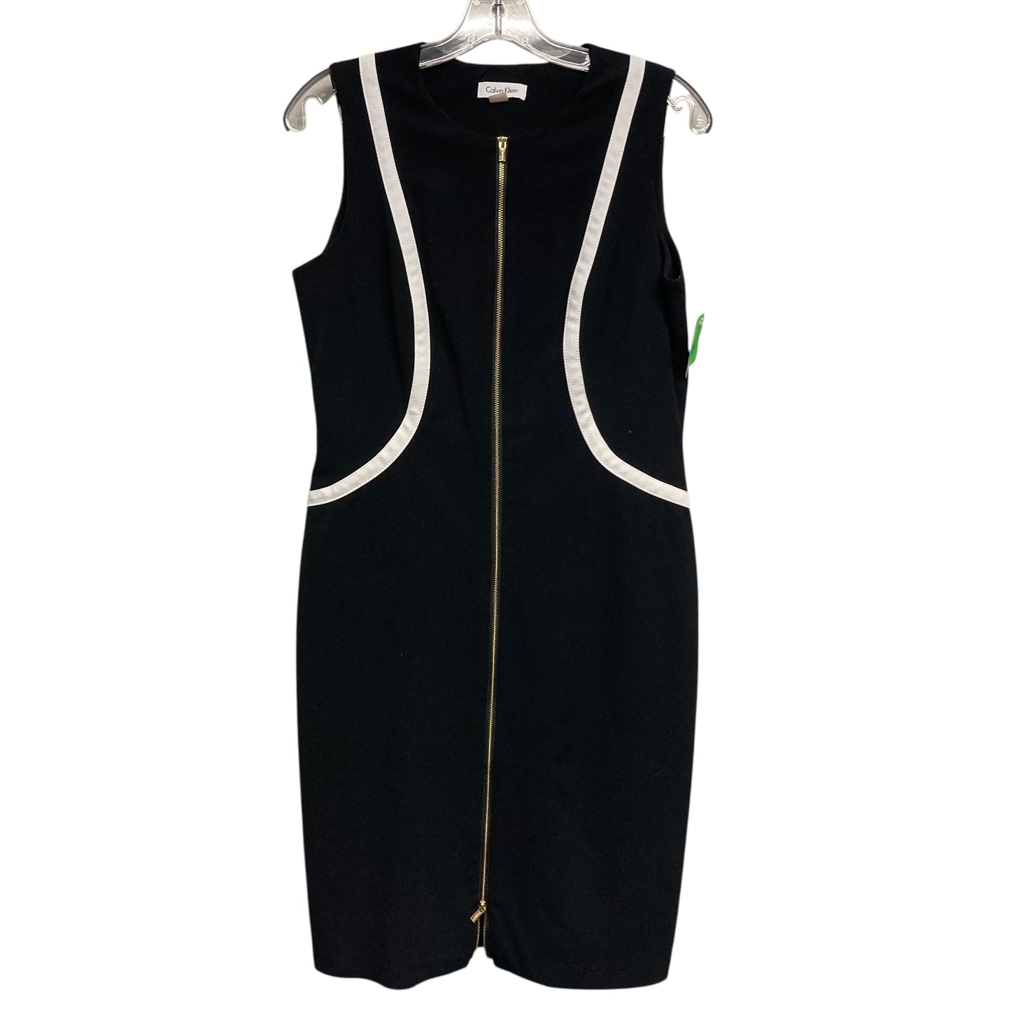 Dress Casual Short By Calvin Klein In Black & White, Size:M