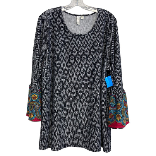 Top Ls By Tacera In Black & White, Size:3X