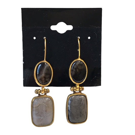 Earrings Dangle/Drop In Gold