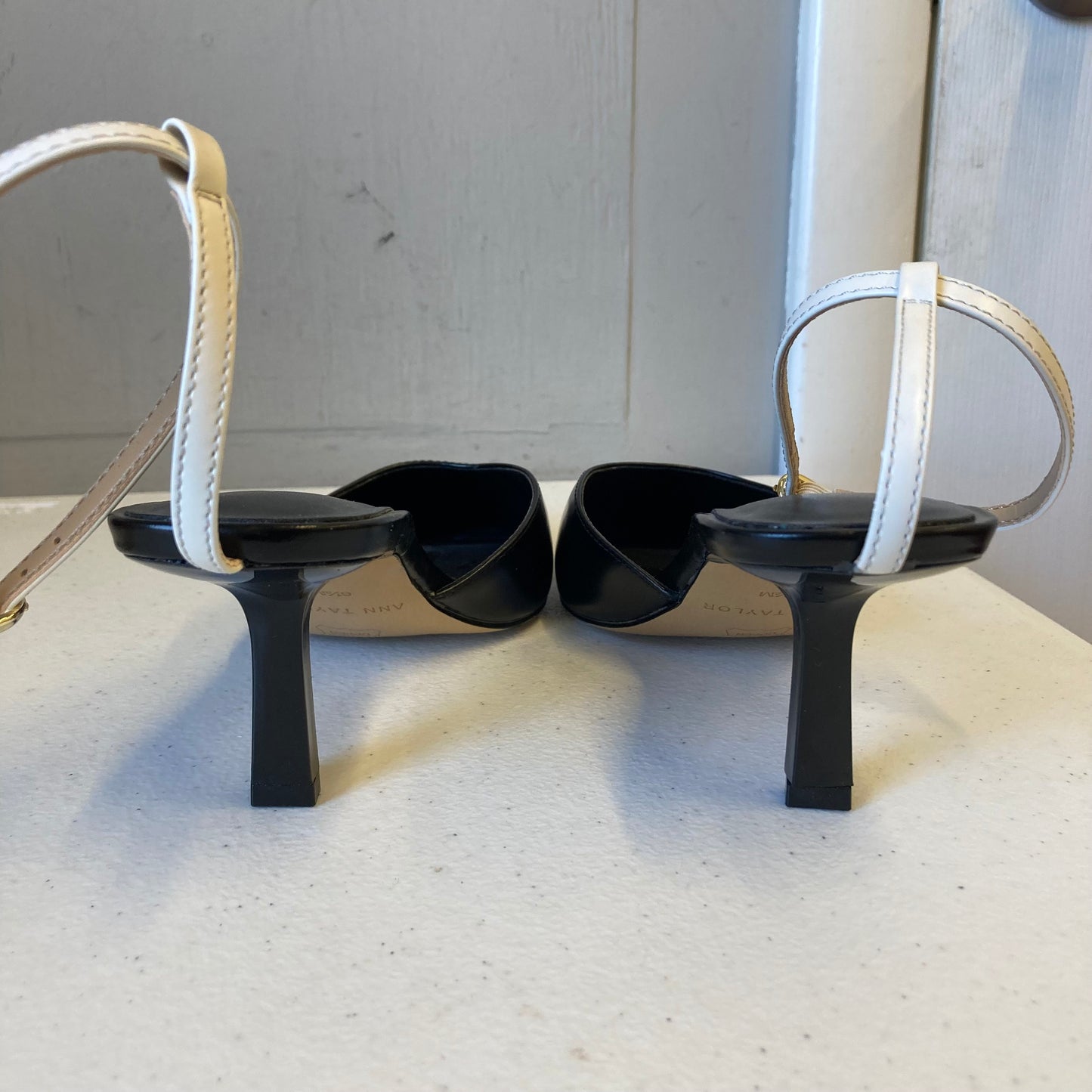 Shoes Heels Kitten By Ann Taylor In Black & White, Size:6.5
