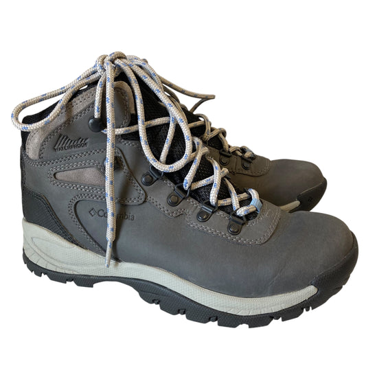 Shoes Hiking By Columbia In Black & Grey, Size:8