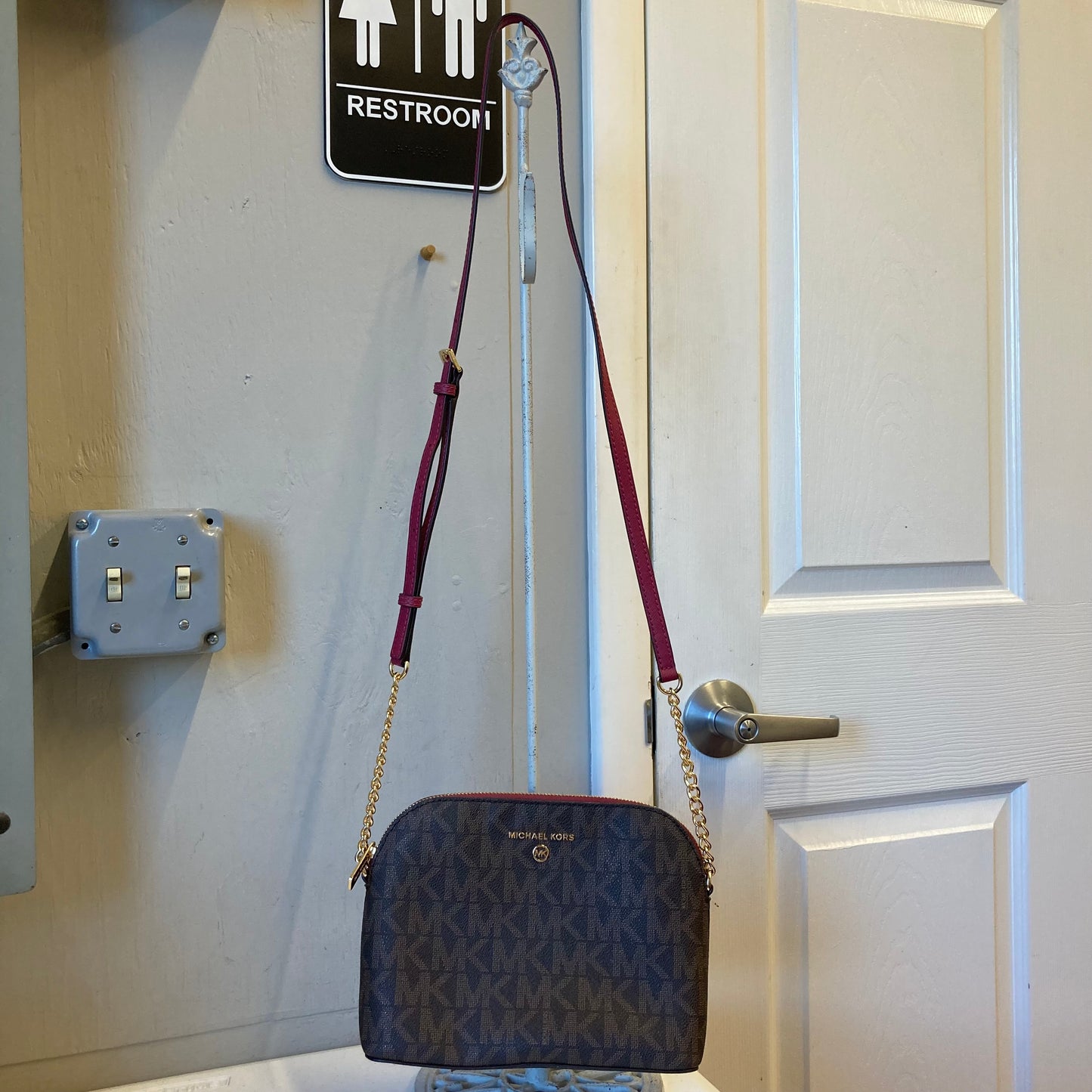 Handbag Designer By Michael Kors In Brown, Size:Small