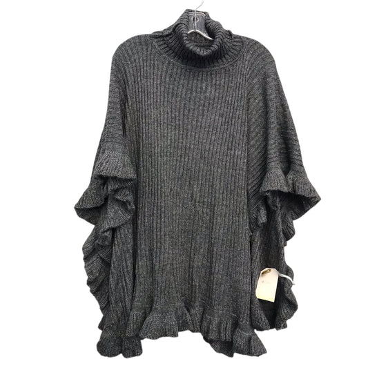 Shawl By 2Chic In Grey, Size:Osfm