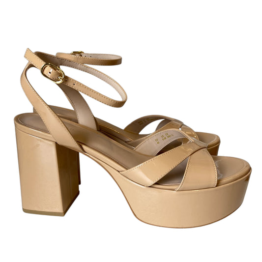 Sandals Designer By Stuart Weitzman In Tan, Size:9.5