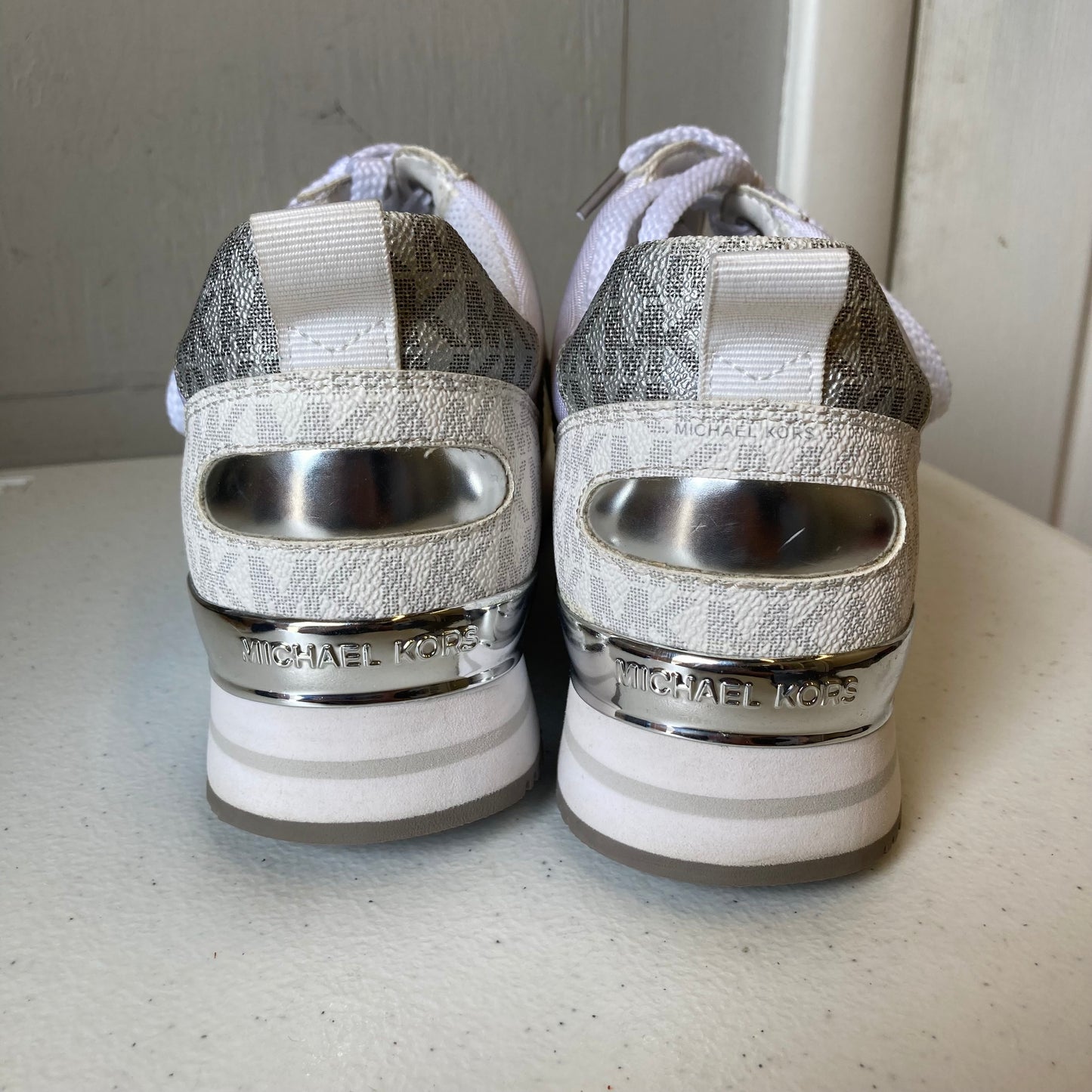 Shoes Sneakers By Michael By Michael Kors In Grey & White, Size:8.5
