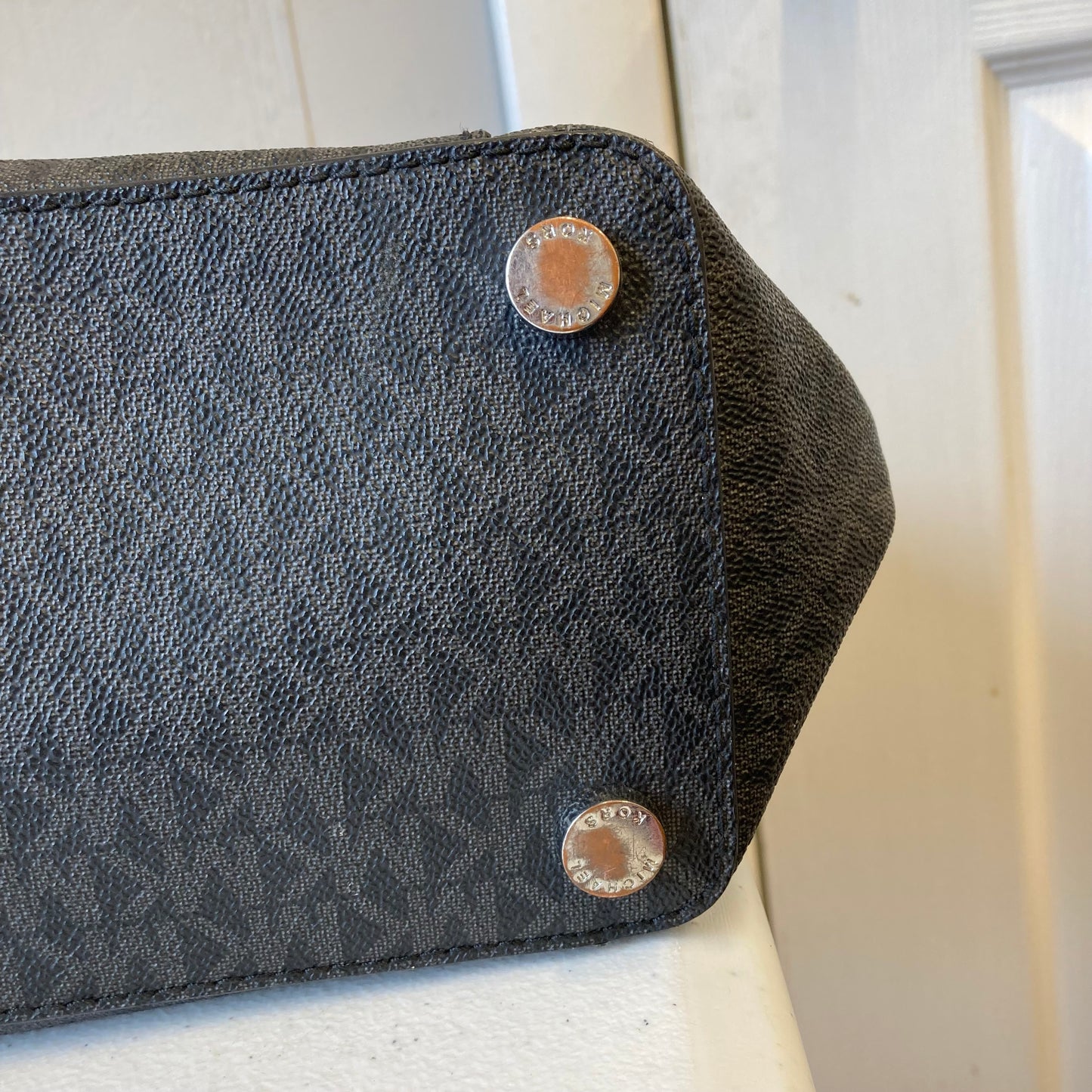 Handbag Designer By Michael Kors In Black & Grey, Size:Large