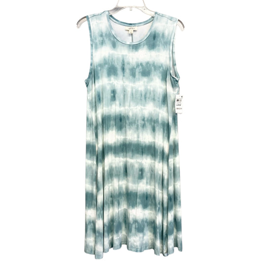 Dress Casual Short By Style And Company In Green & White, Size:L