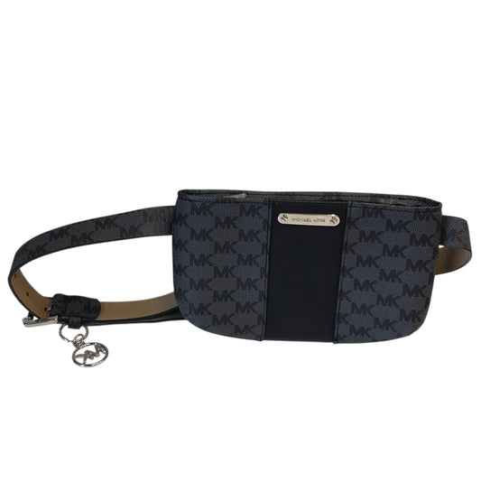 Belt Bag Designer By Michael Kors In Black & Grey, Size:Small