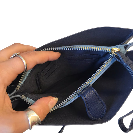 Wristlet By Dressbarn In Navy, Size:Medium