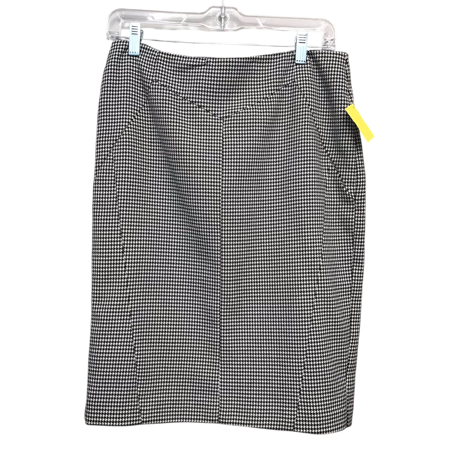 Skirt Mini & Short By Worthington In Checkered Pattern, Size:4