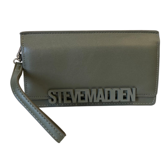 Wristlet By Steve Madden In Green, Size:Small