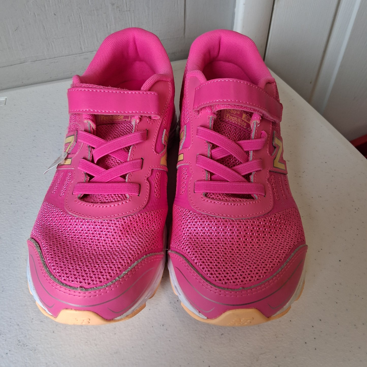 Shoes Athletic By New Balance In Pink, Size:6.5 Extra Wide