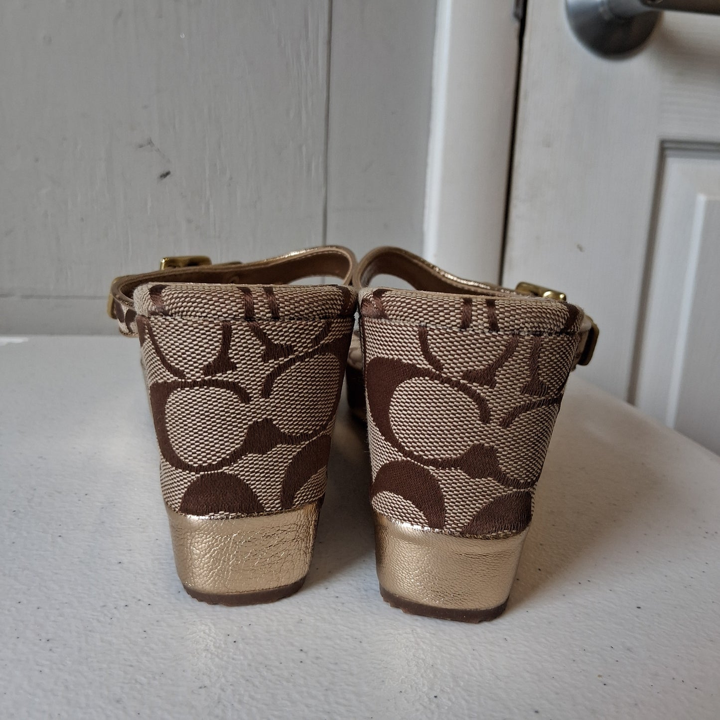 Shoes Designer By Coach In Brown & Gold, Size:8.5