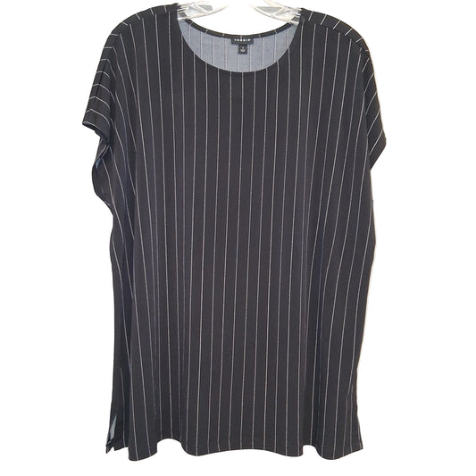 Top Sleeveless By Torrid In Black & White, Size:1X