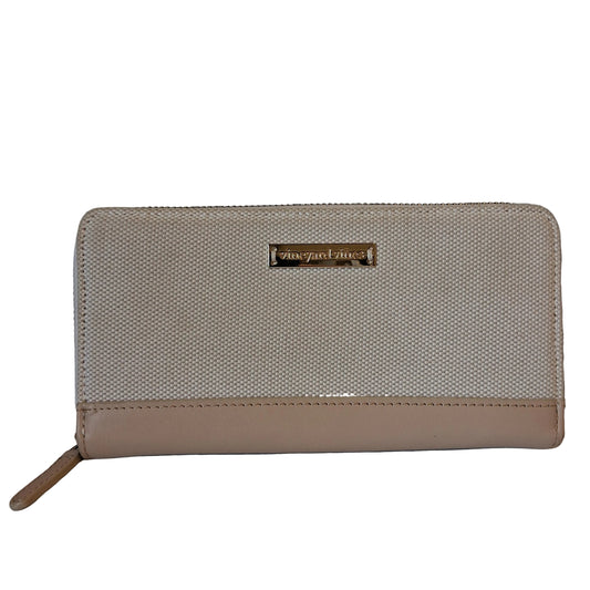 Wallet By Vineyard Vines In Cream, Size:Large