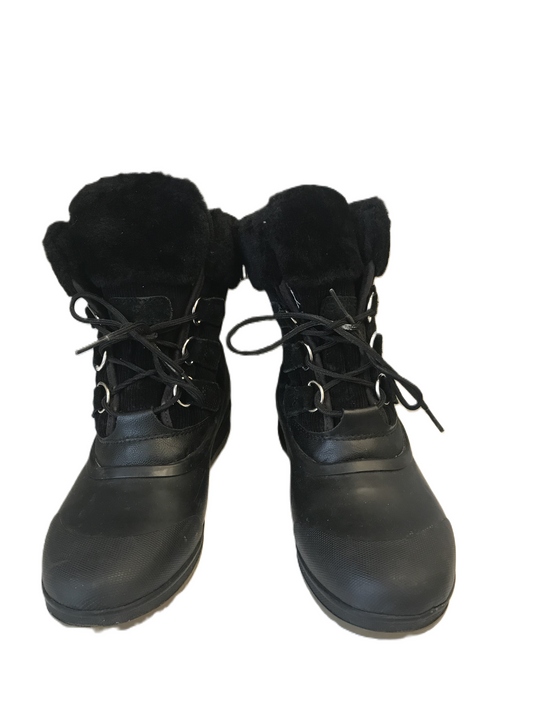 Tahari jude combat deals boot
